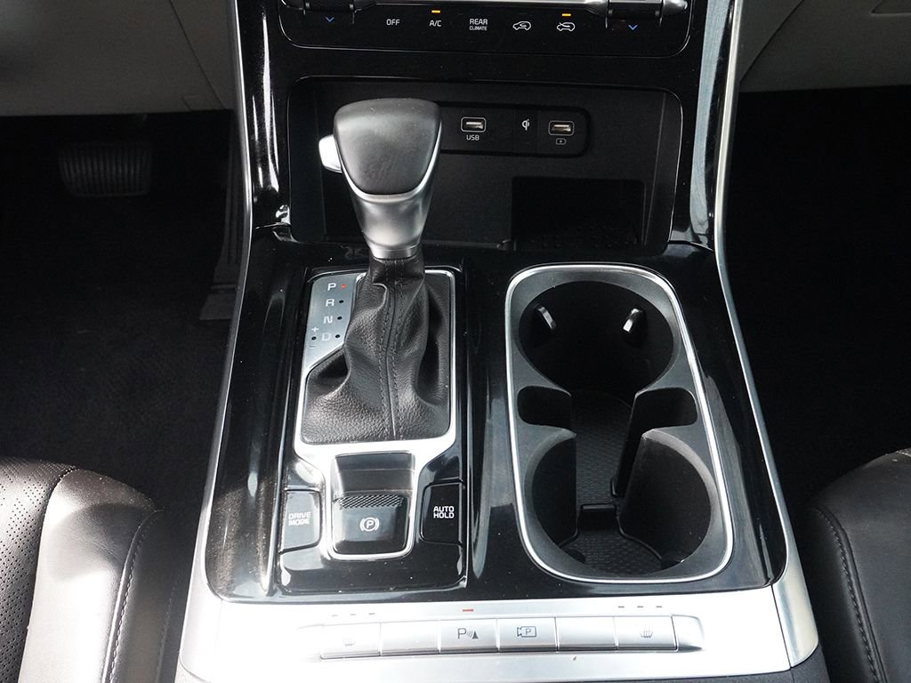 Used 2024 Kia Carnival EX image 42