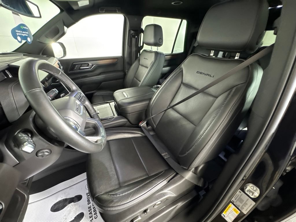Certified 2025 GMC Yukon Denali AWD/4WD image 23