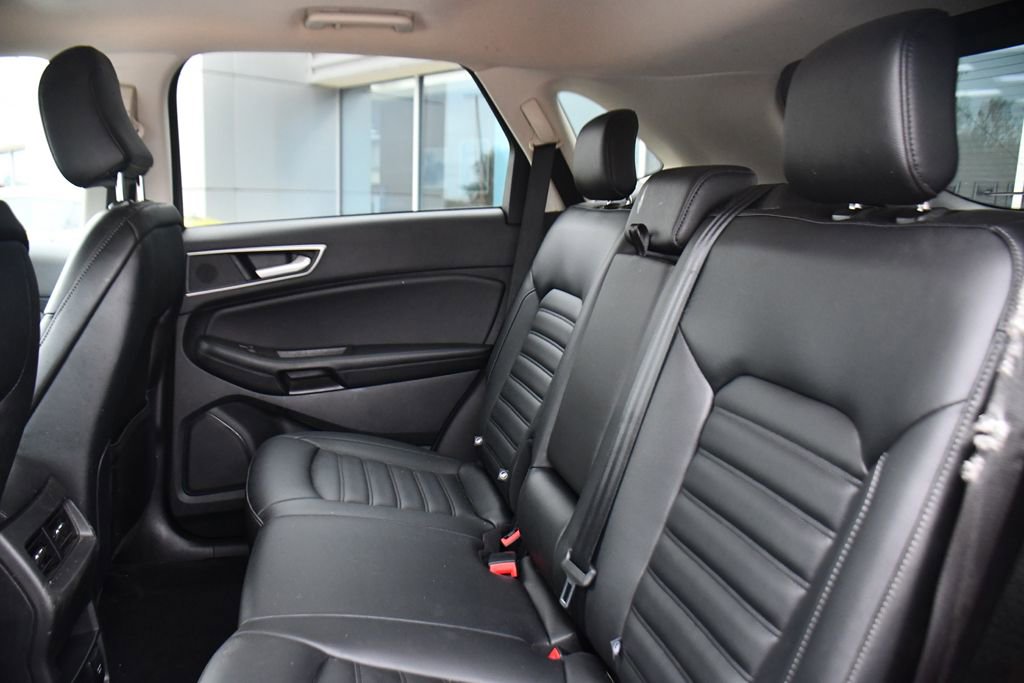 Used 2022 Ford Edge SEL w/ Convenience Package image 19