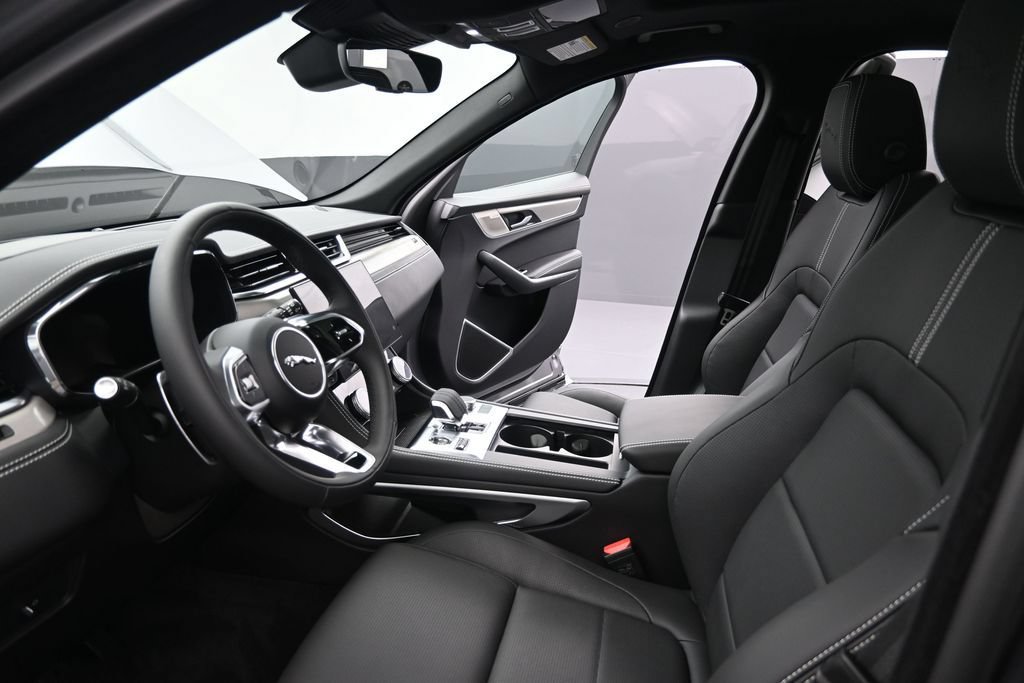 New 2026 Jaguar F-PACE R-Dynamic S AWD/4WD image 23