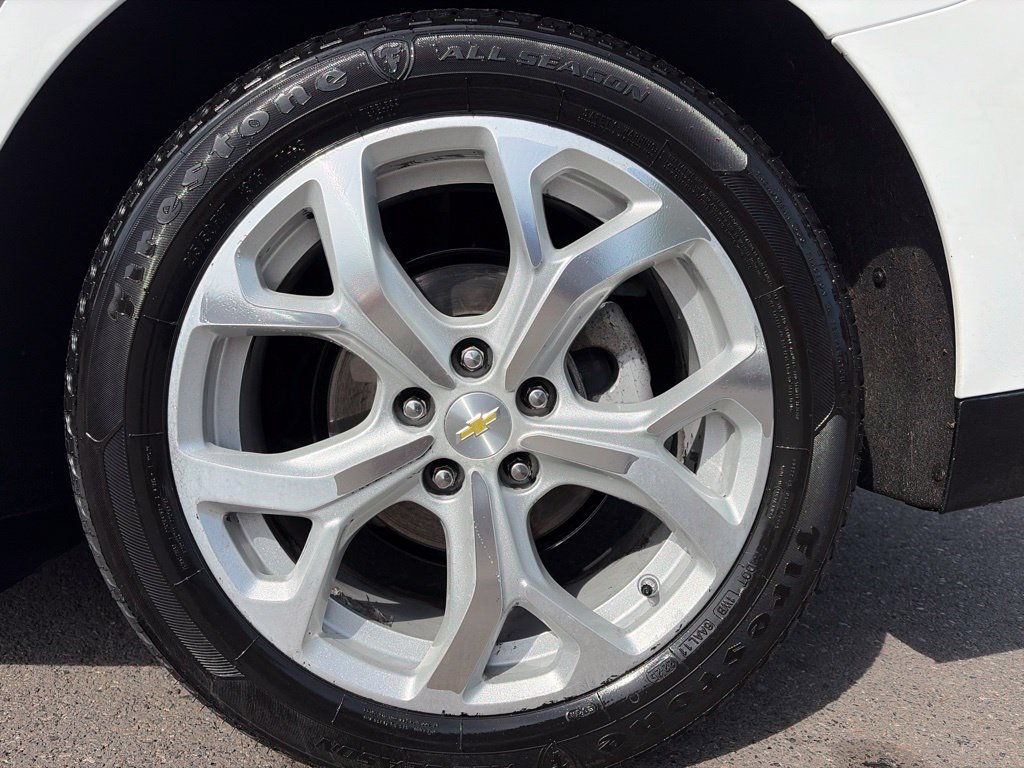 Used 2016 Chevrolet Volt Premier w/ Driver Confidence Package FWD image 16