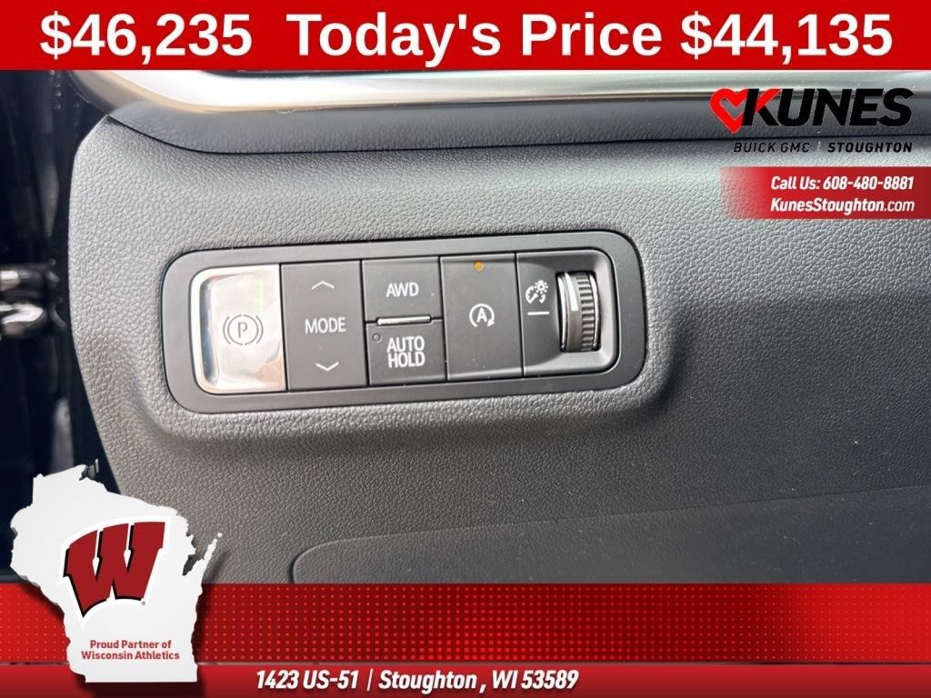 New 2026 GMC Terrain Denali w/ LPO, Floor Liner Package AWD/4WD image 34