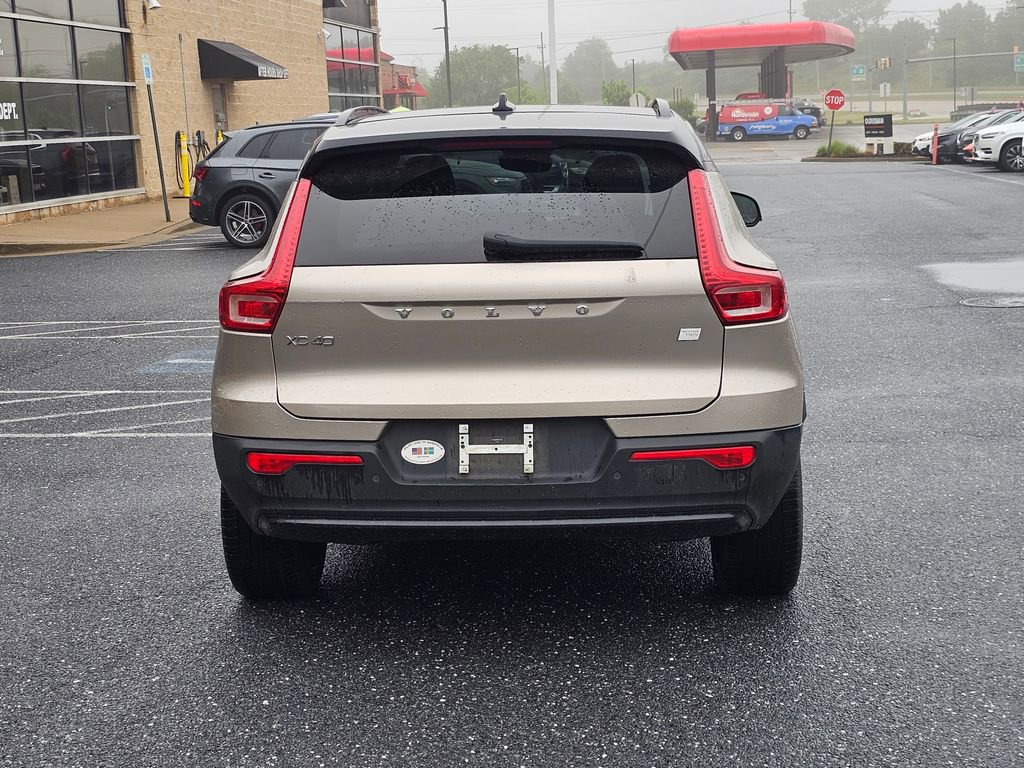 Certified 2023 Volvo XC40 Recharge Ultimate AWD/4WD image 14