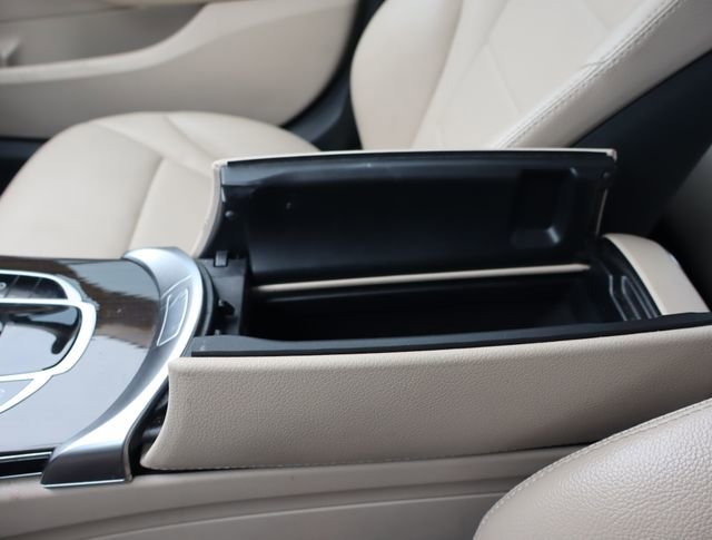 Used 2019 Mercedes-Benz C 300 Sedan image 34