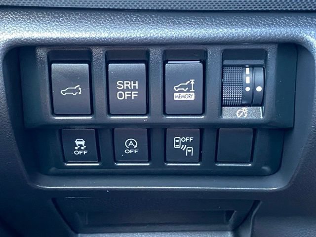 Used 2020 Subaru Forester Limited w/ Popular Package #3 AWD/4WD image 14