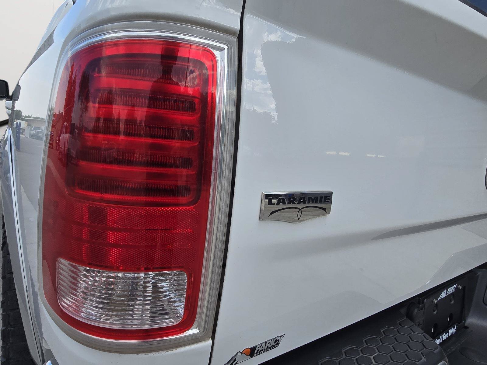 Used 2016 RAM 1500 Laramie w/ Convenience Group AWD/4WD image 12