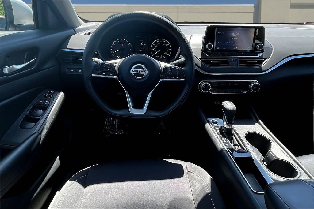 Used 2022 Nissan Altima 2.5 S FWD image 10