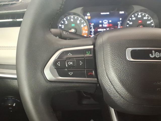 Used 2024 Jeep Compass Limited image 16