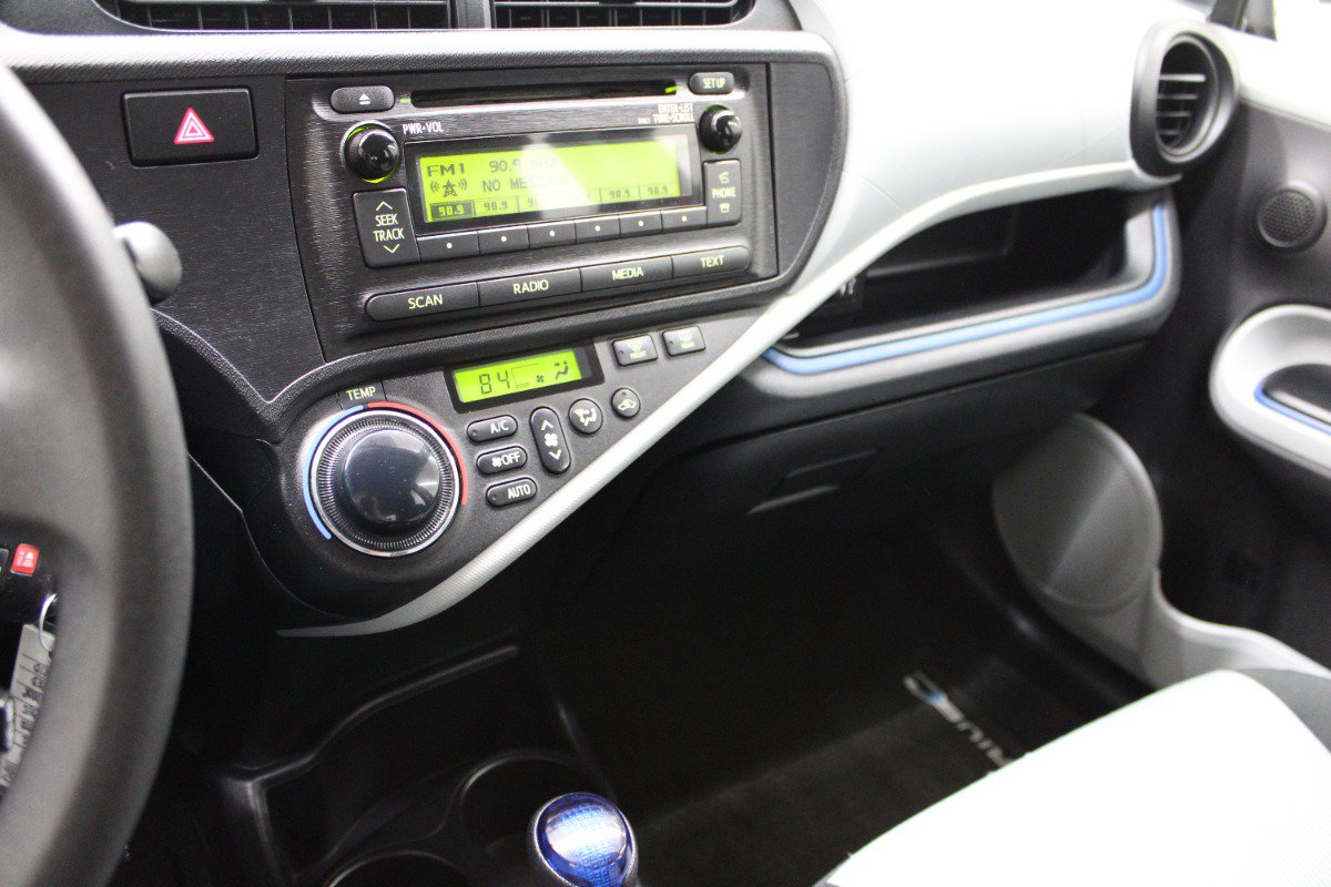 Used 2012 Toyota Prius C Two image 17