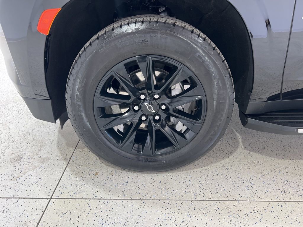 Used 2024 Chevrolet Tahoe Premier AWD/4WD image 33