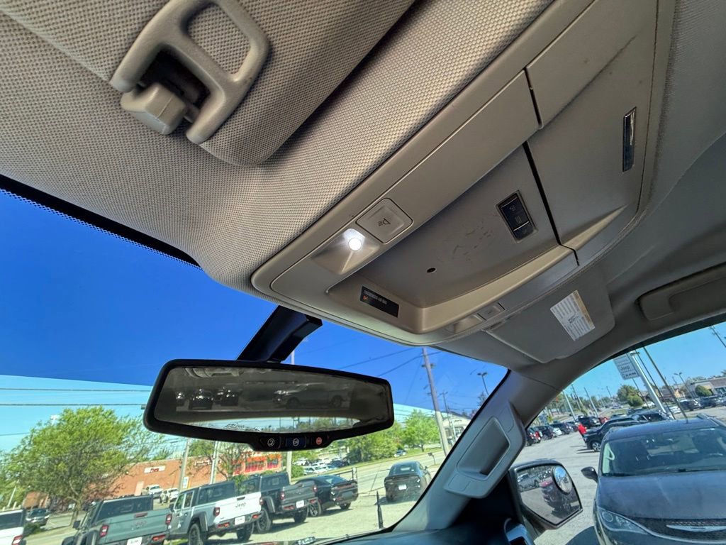 Used 2014 Chevrolet Silverado 1500 LT w/ LT Convenience Package image 23