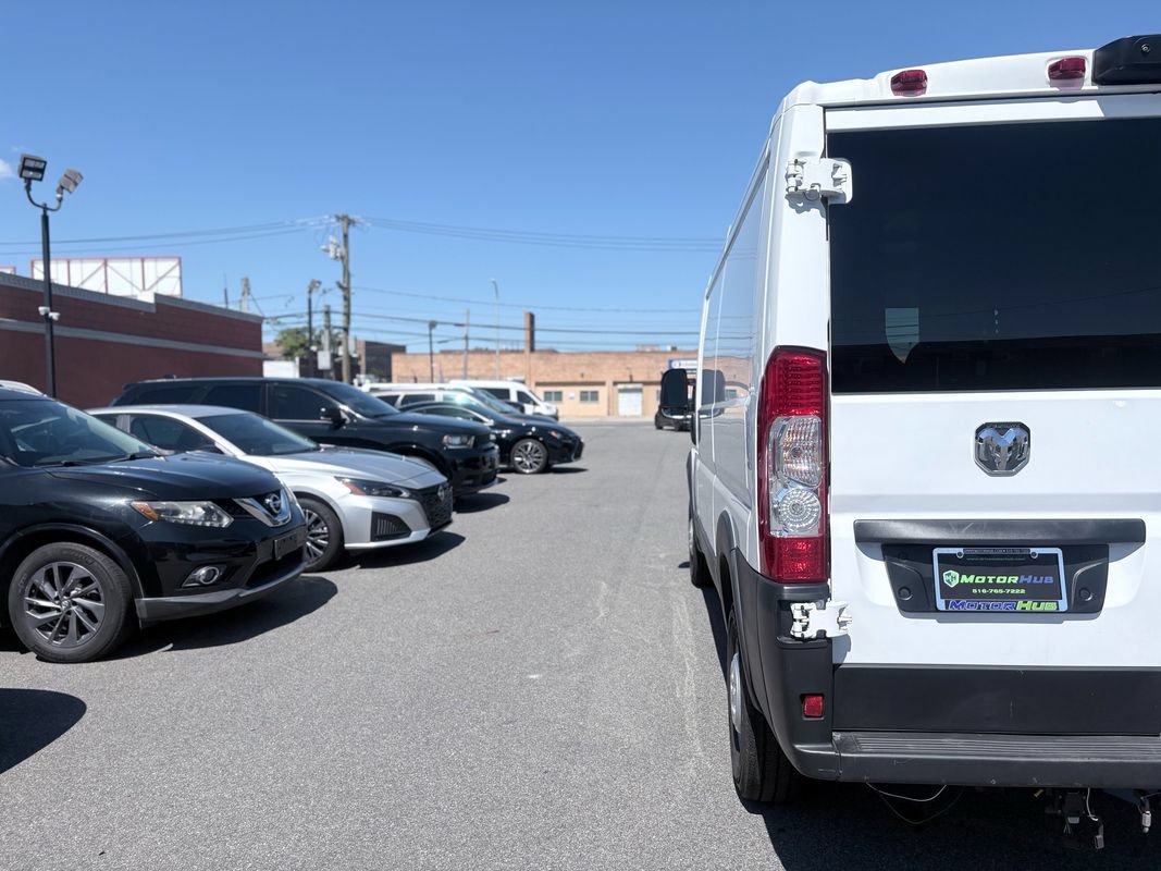 Used 2023 RAM ProMaster 2500 FWD image 13