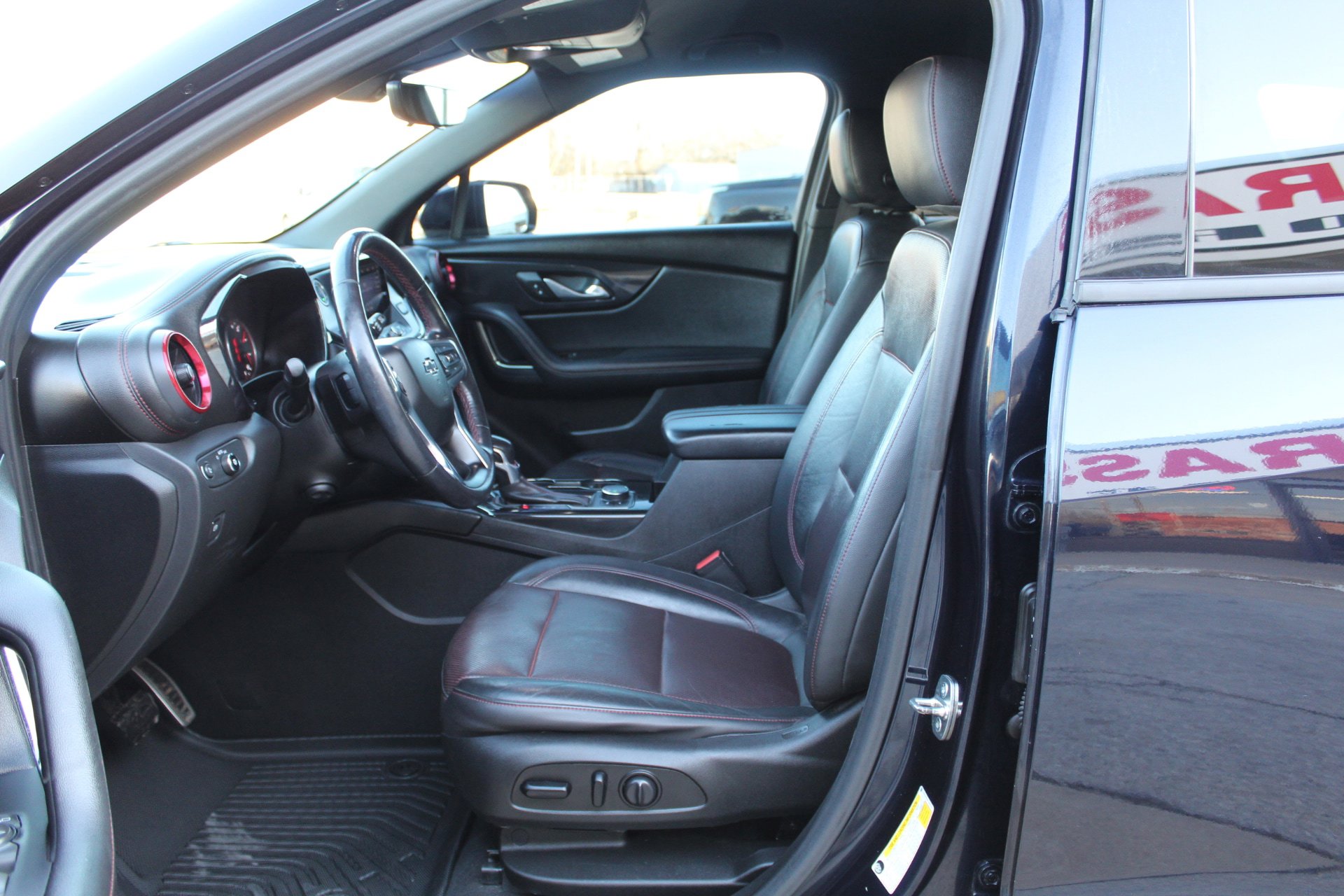 Used 2020 Chevrolet Blazer RS FWD image 37
