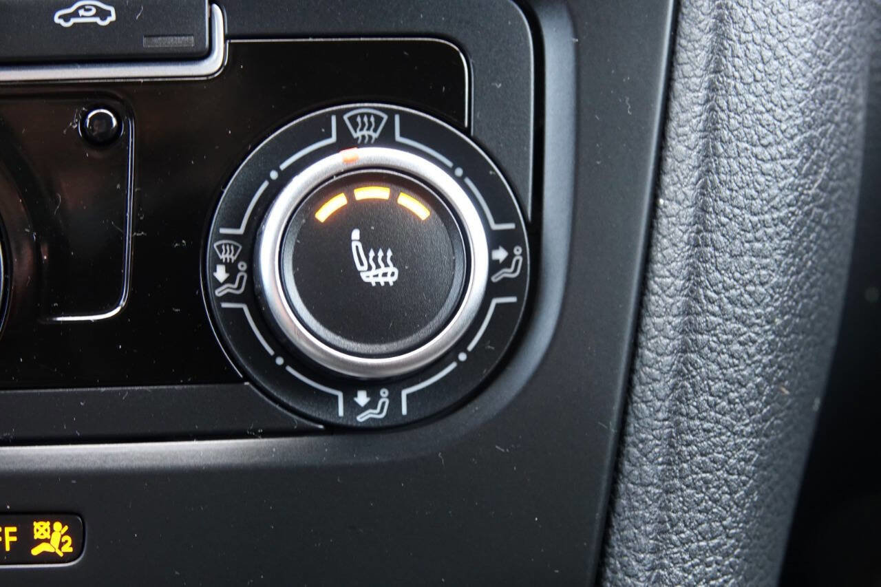 Used 2012 Volkswagen Golf TDI FWD image 86