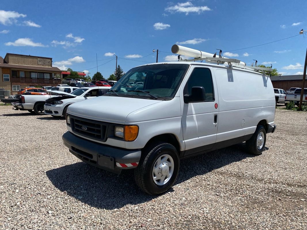 Used 2007 Ford E-250 and Econoline 250 RWD image 3
