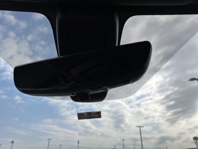 Used 2021 Chevrolet Suburban Premier w/ Premium Package image 11