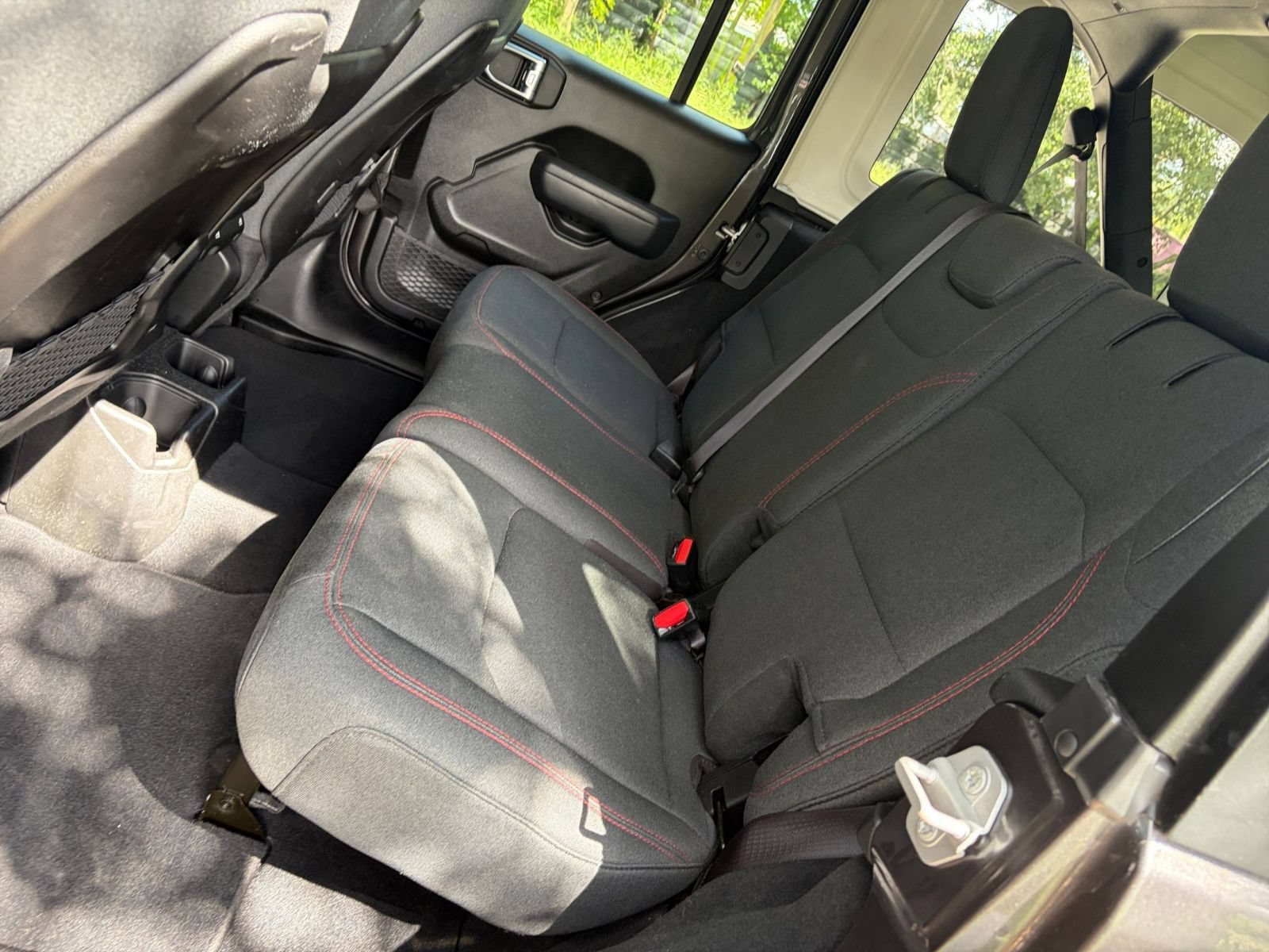 Used 2026 Jeep Wrangler Unlimited Rubicon AWD/4WD image 39