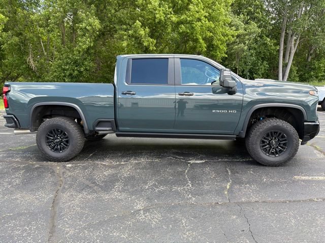 Certified 2025 Chevrolet Silverado 2500 ZR2 w/ Technology Package AWD/4WD image 2