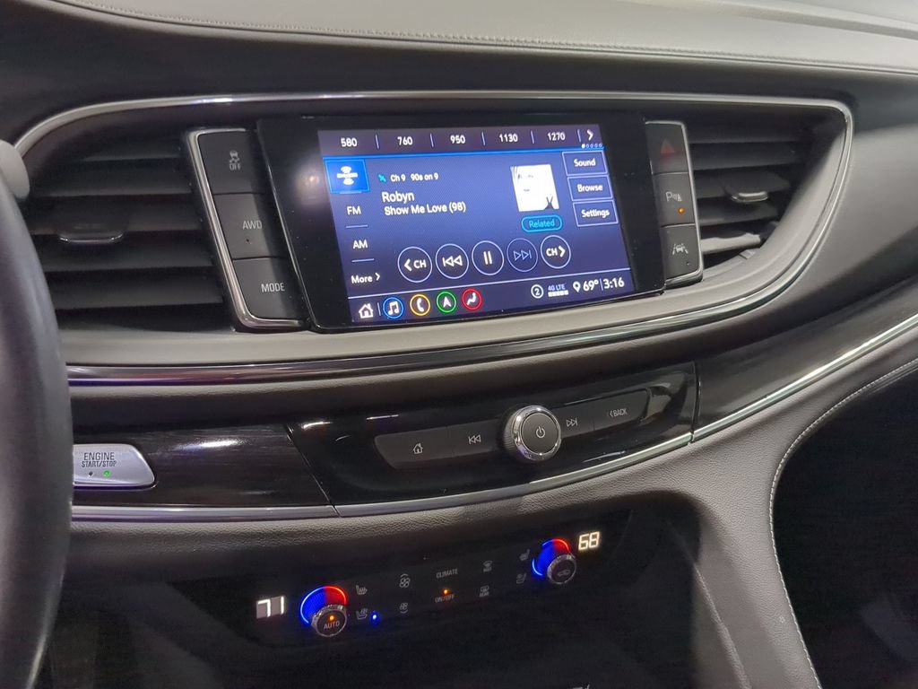 Used 2021 Buick Enclave Avenir w/ Avenir Technology Package AWD/4WD image 34