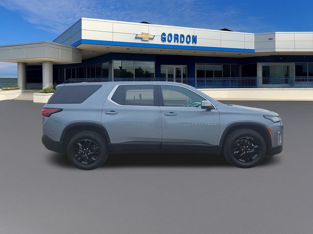Used 2023 Chevrolet Traverse LS w/ Safety Package FWD image 7