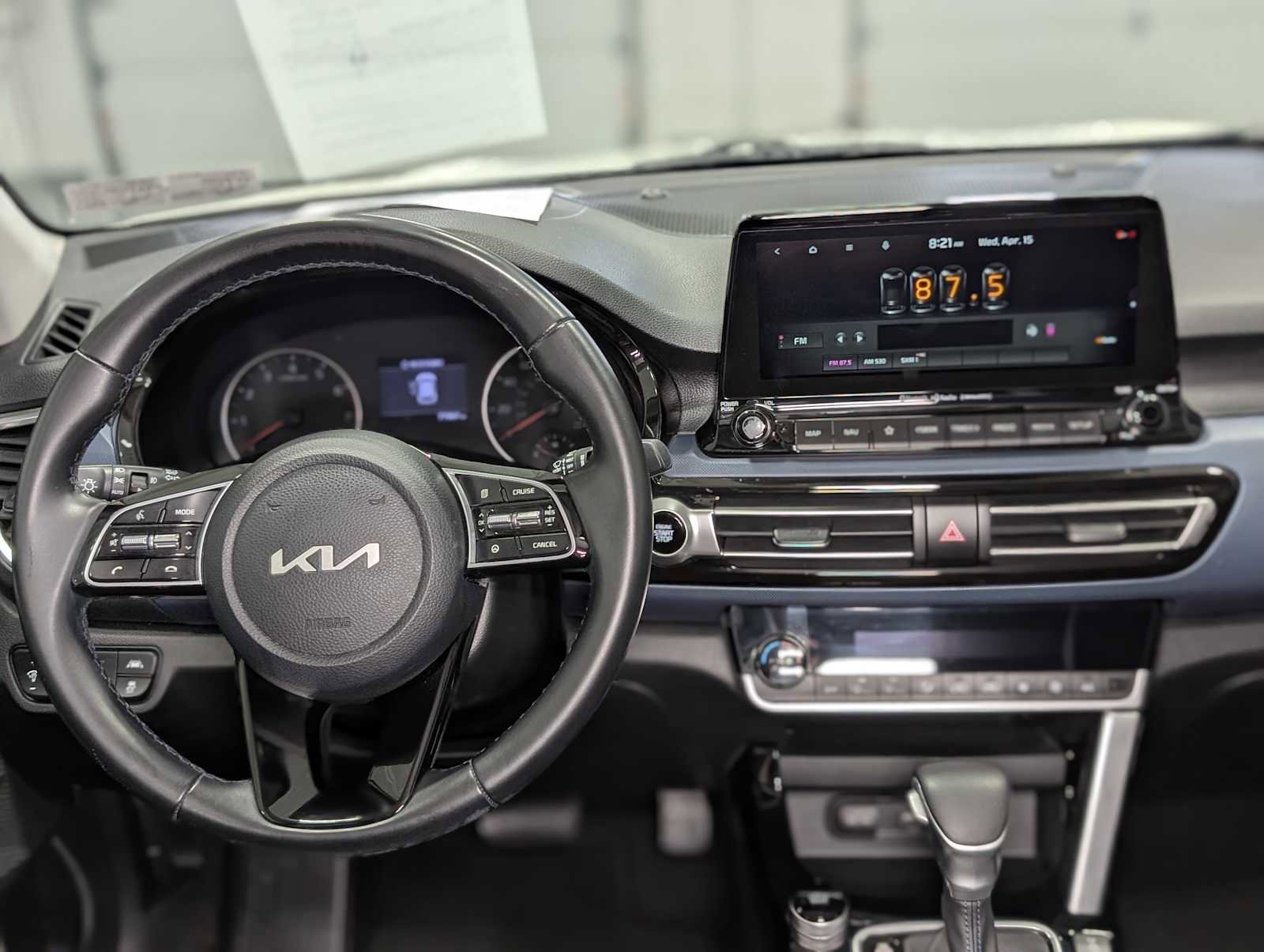 Certified 2022 Kia Seltos Nightfall Edition AWD/4WD image 5