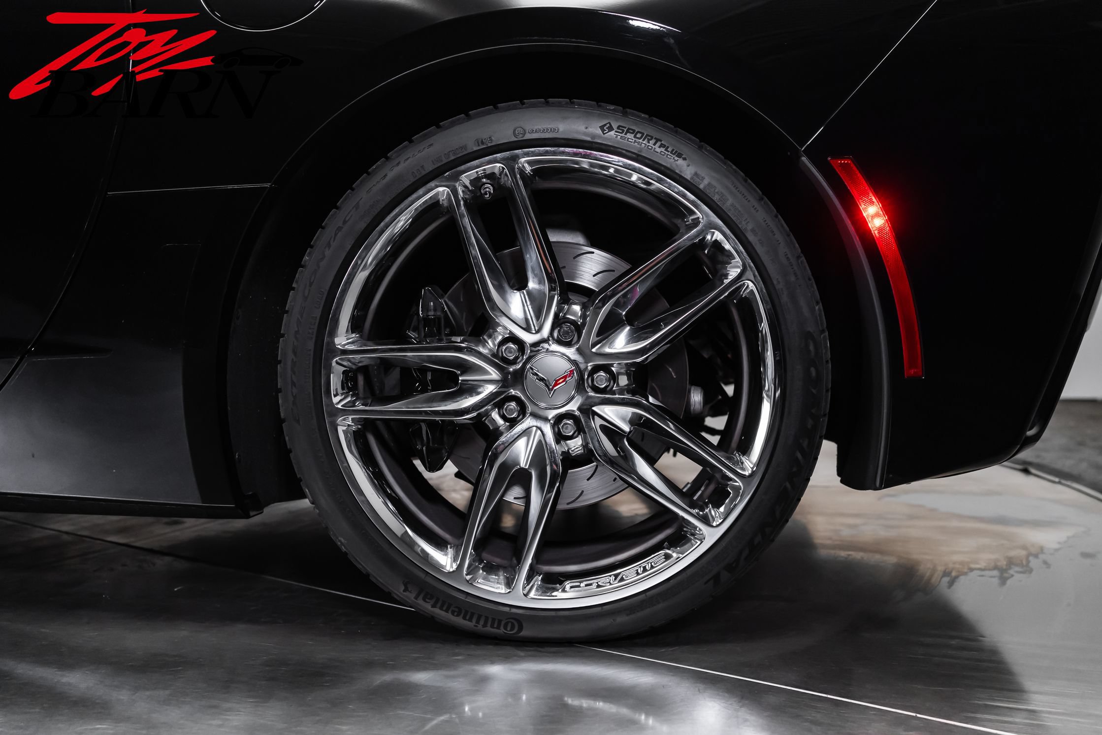 Used 2014 Chevrolet Corvette Stingray Convertible w/ 2LT Preferred Equipment Group RWD image 23