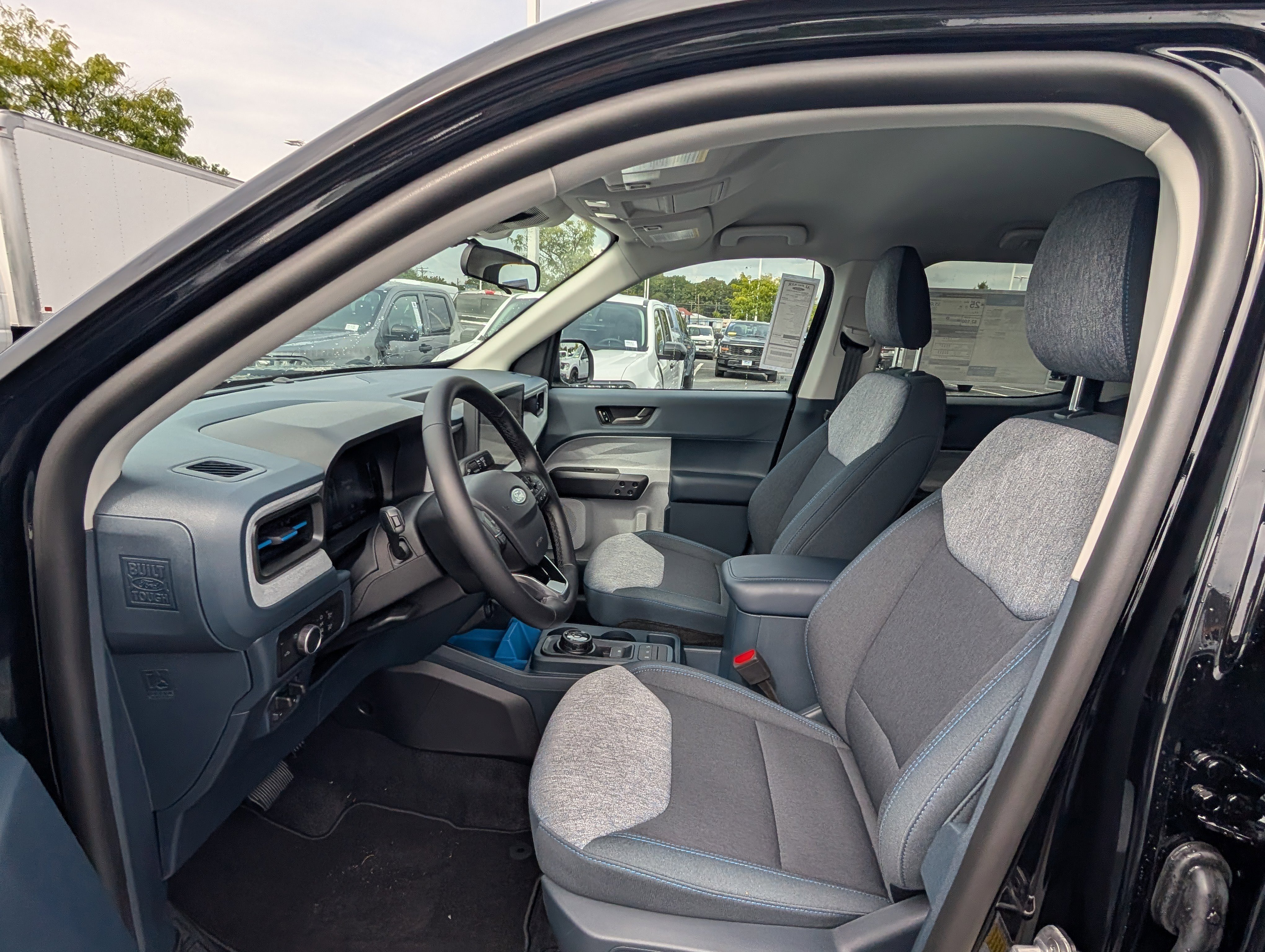 New 2025 Ford Maverick XLT w/ XLT Luxury Package image 11