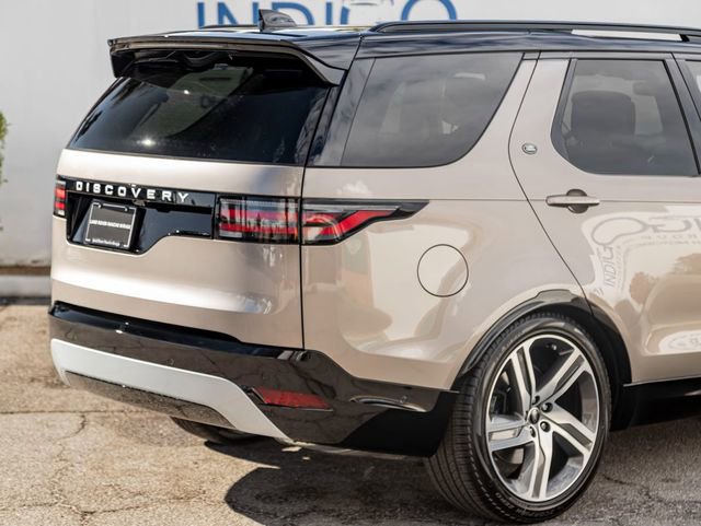 New 2025 Land Rover Discovery Metropolitan Edition AWD/4WD image 7