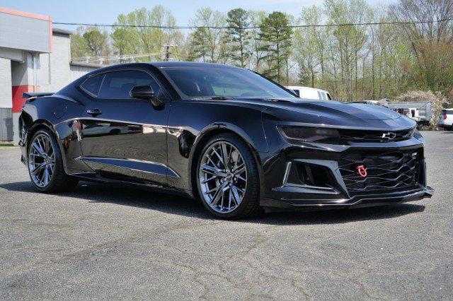 Used 2023 Chevrolet Camaro ZL1 image 4