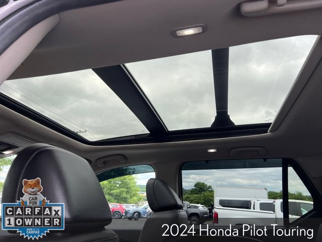 Used 2024 Honda Pilot Touring image 20