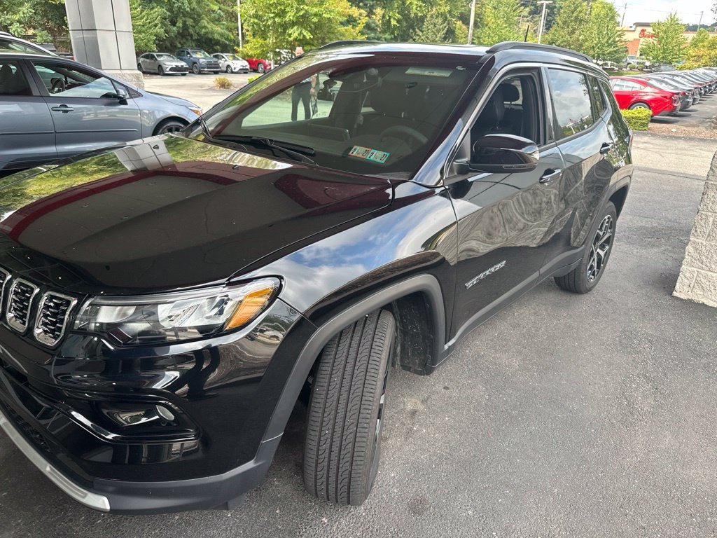 Used 2025 Jeep Compass Limited w/ Sun & Sound Group