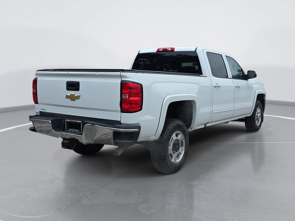 Used 2017 Chevrolet Silverado 2500 LT AWD/4WD image 3