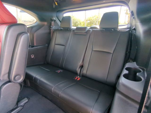 Used 2022 Toyota Highlander XSE image 16