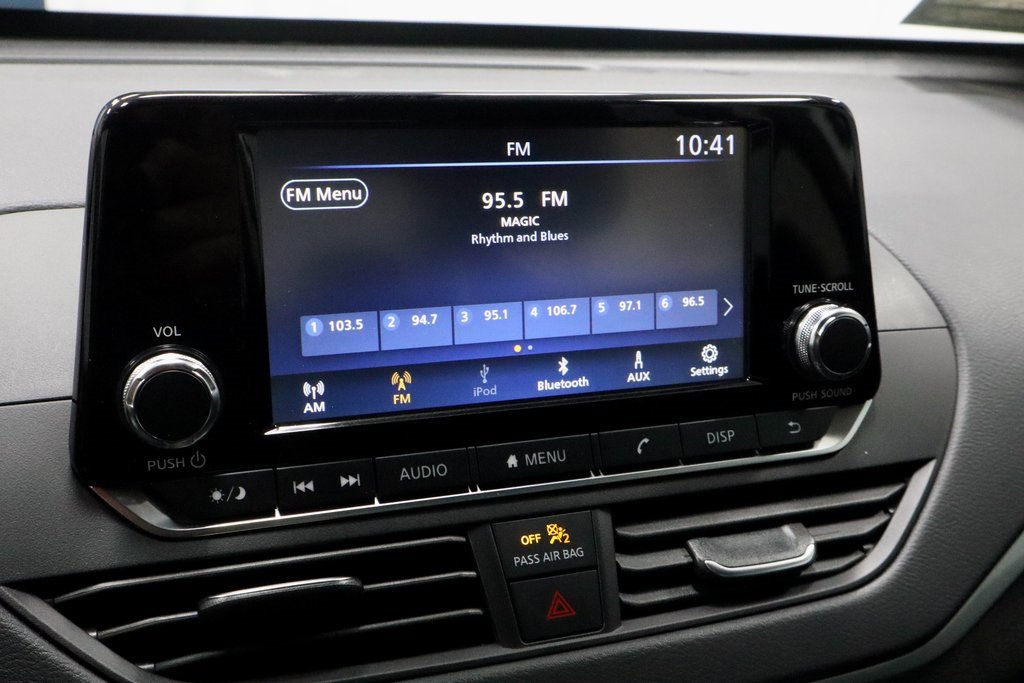 Certified 2024 Nissan Altima 2.5 S image 3