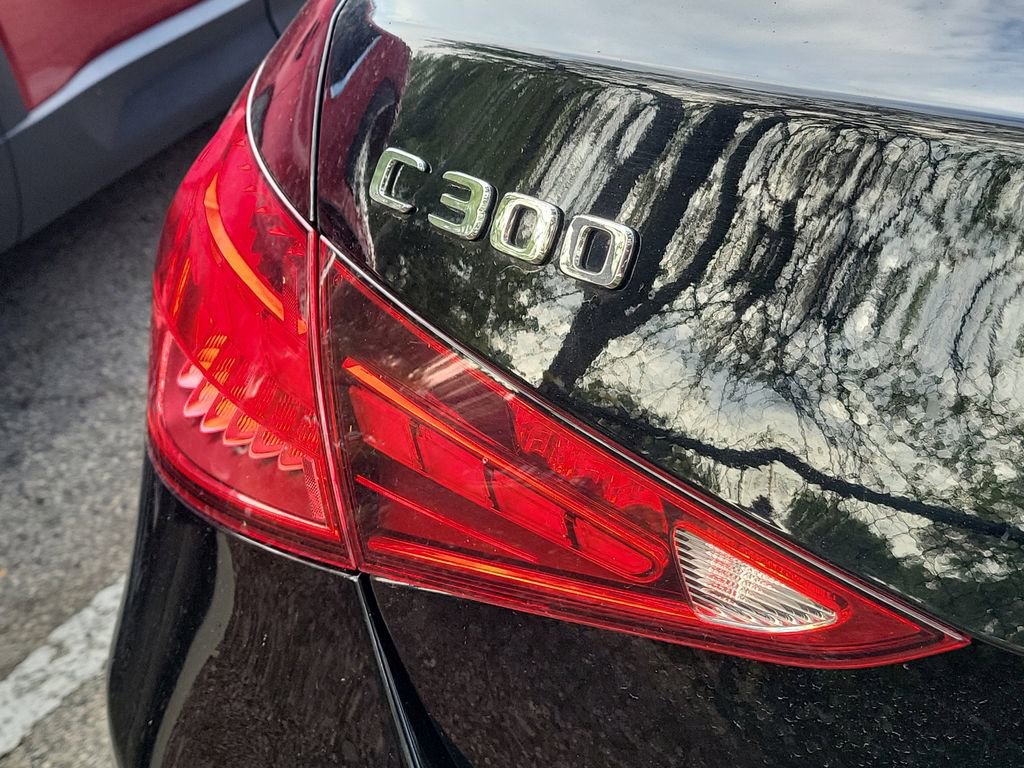 Used 2025 Mercedes-Benz C 300 Sedan image 17