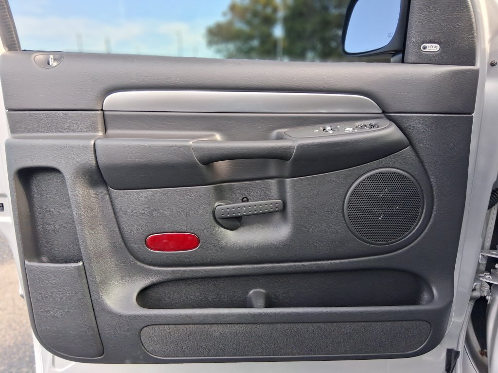 Used 2005 Dodge Ram 1500 Truck 2WD Regular Cab image 16