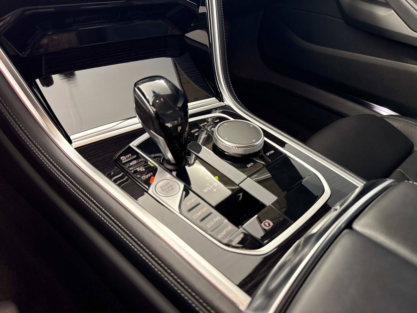 Used 2021 BMW 840i Coupe w/ Driving Assistance Package RWD image 19
