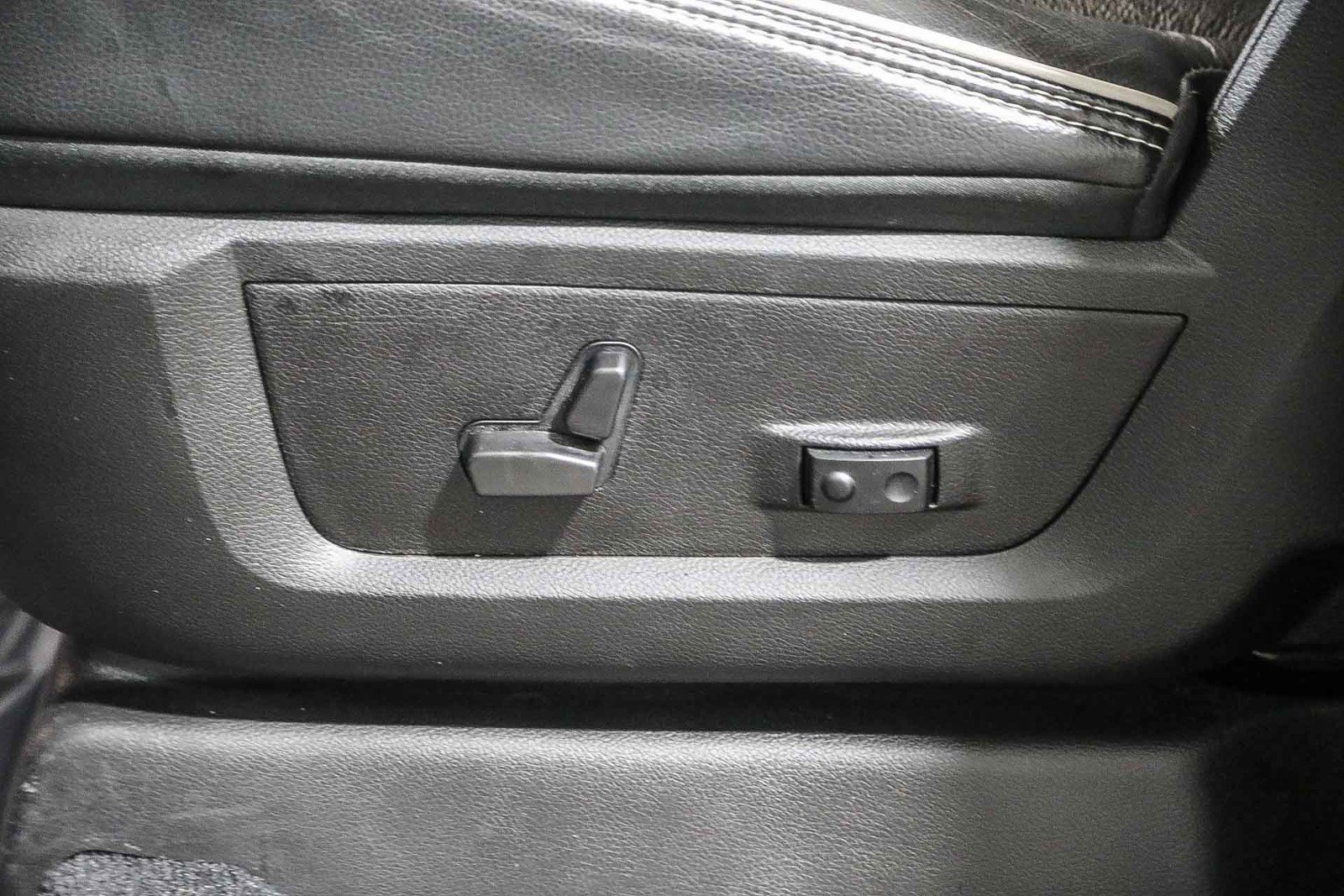 Used 2025 RAM 2500 Laramie image 19