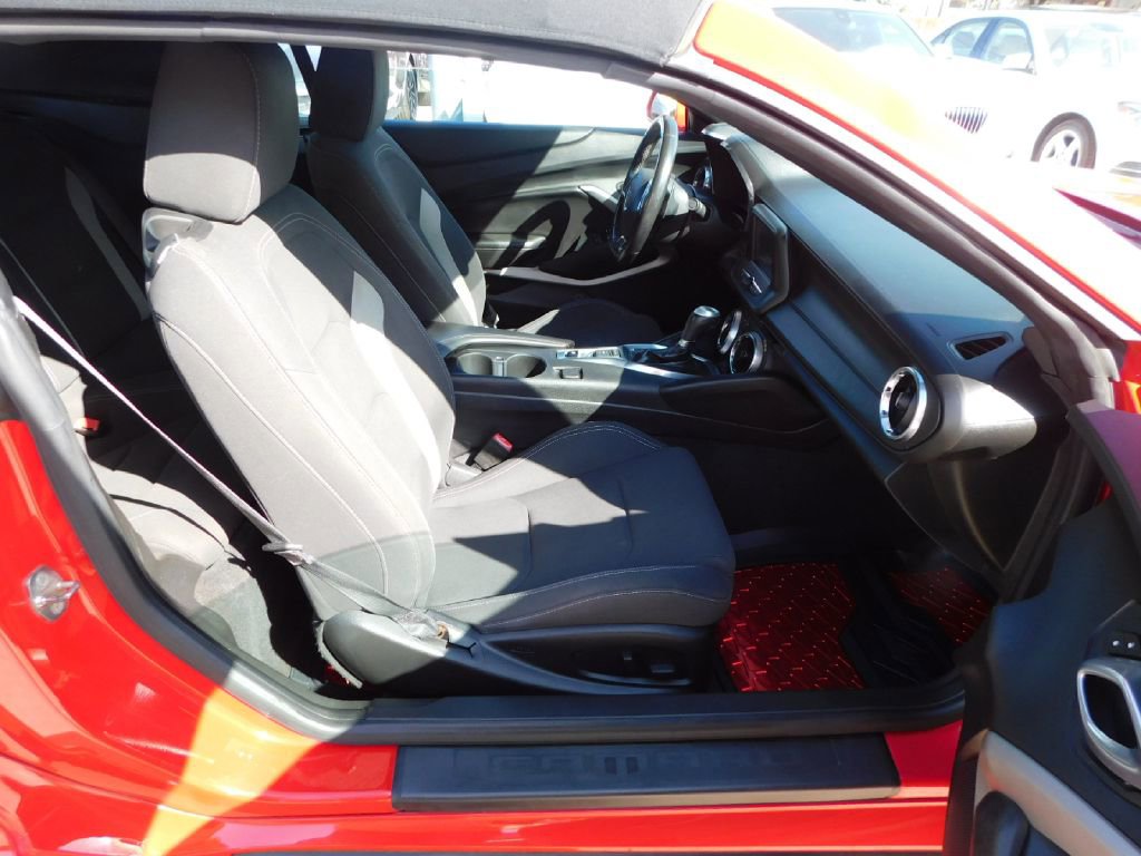 Used 2018 Chevrolet Camaro LT image 34