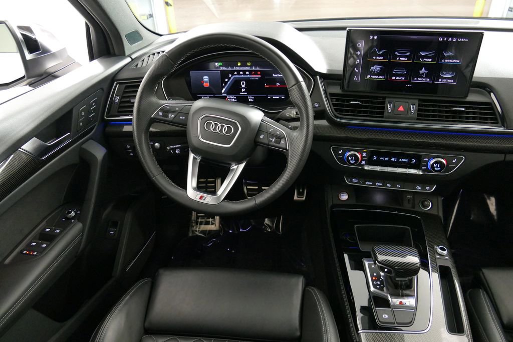 Used 2023 Audi SQ5 Prestige image 7