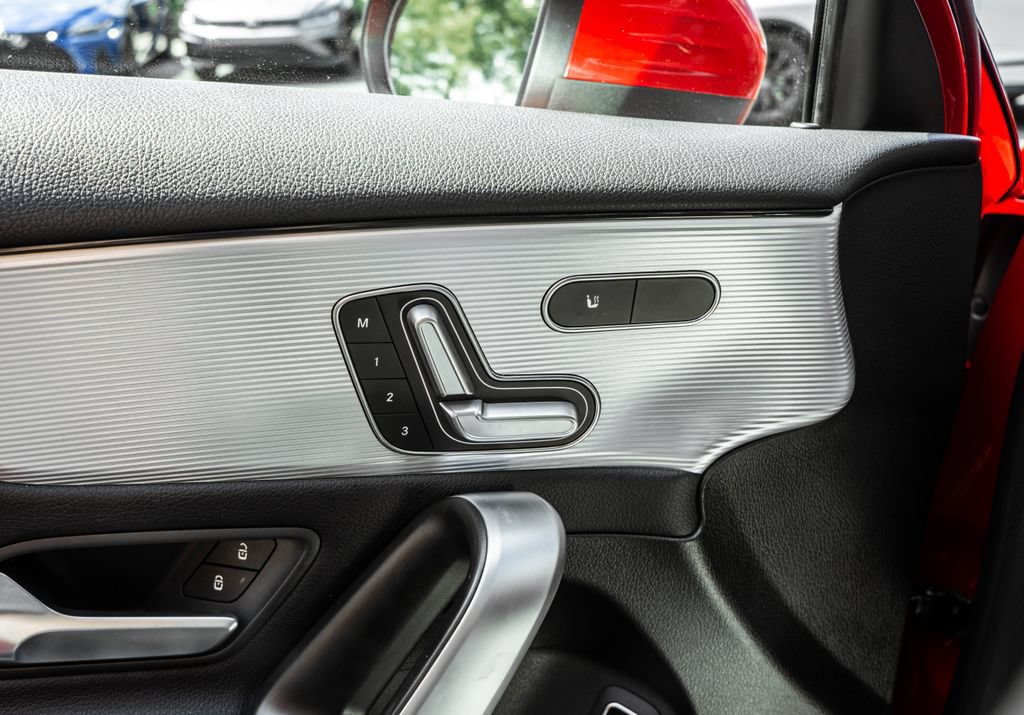 Used 2020 Mercedes-Benz A 220 4MATIC image 16
