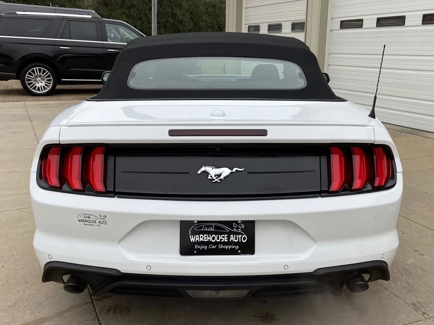 Used 2023 Ford Mustang Premium RWD image 6