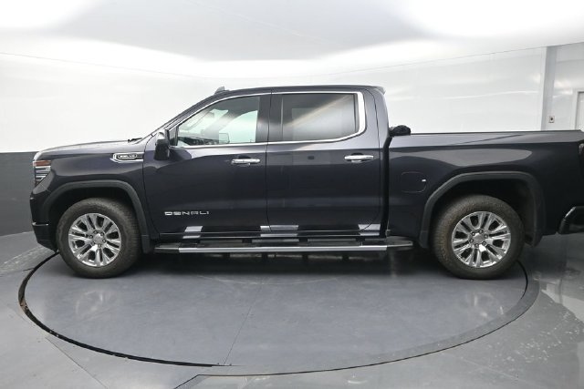 Used 2023 GMC Sierra 1500 Denali AWD/4WD image 6