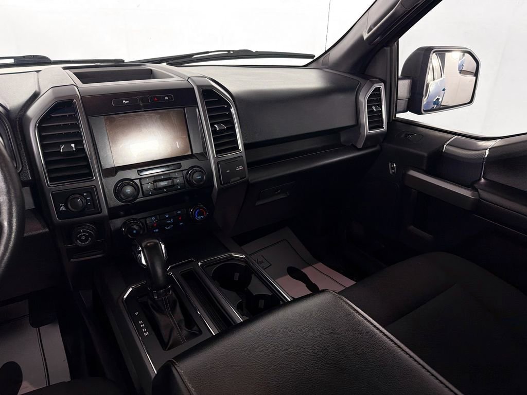 Used 2020 Ford F150 XLT w/ Equipment Group 302A Luxury AWD/4WD image 22