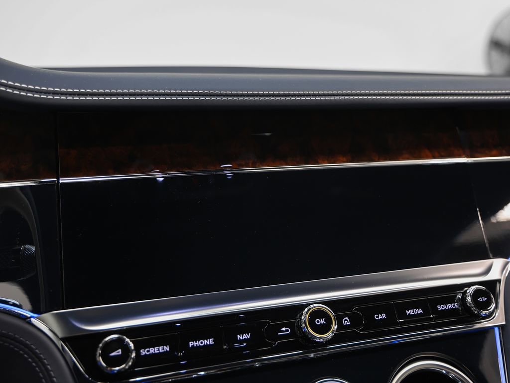 Used 2024 Bentley Continental GT image 60