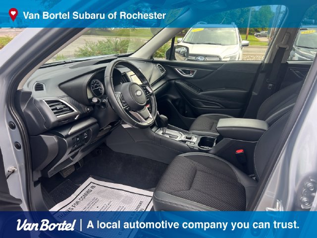 Certified 2023 Subaru Forester Premium AWD/4WD image 13