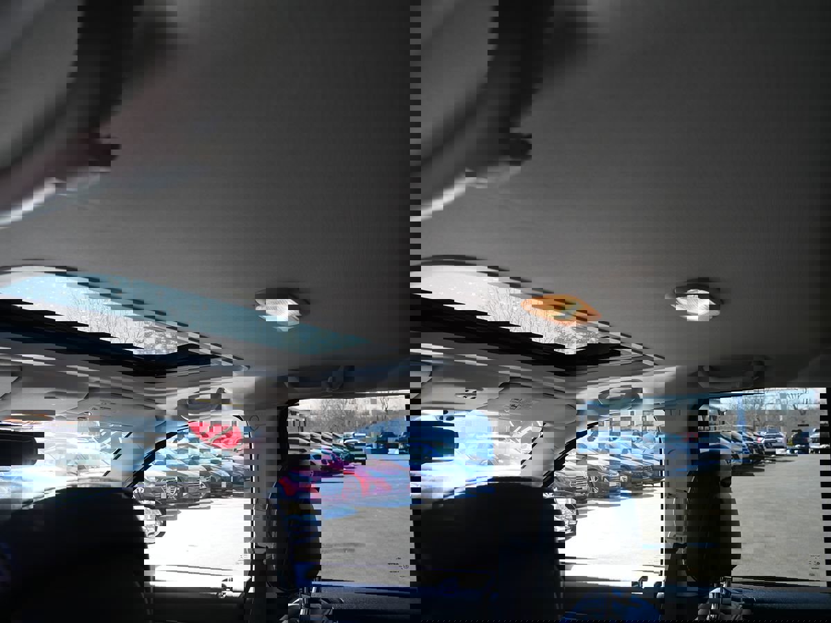 Used 2017 Jeep Compass High Altitude image 22