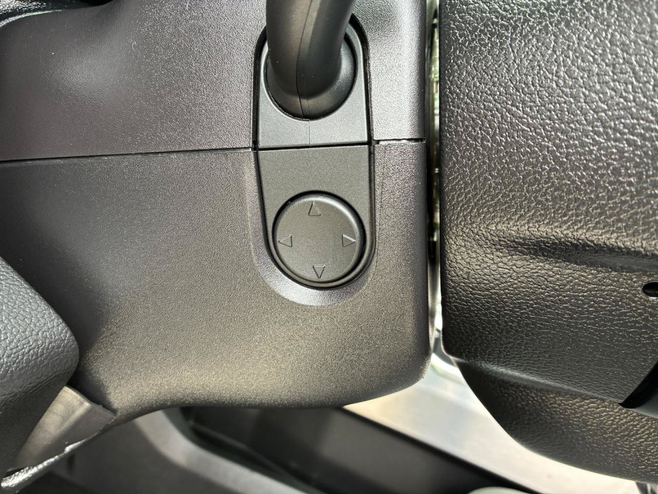 Used 2019 Ford F350 Platinum w/ Platinum Ultimate Package AWD/4WD image 28