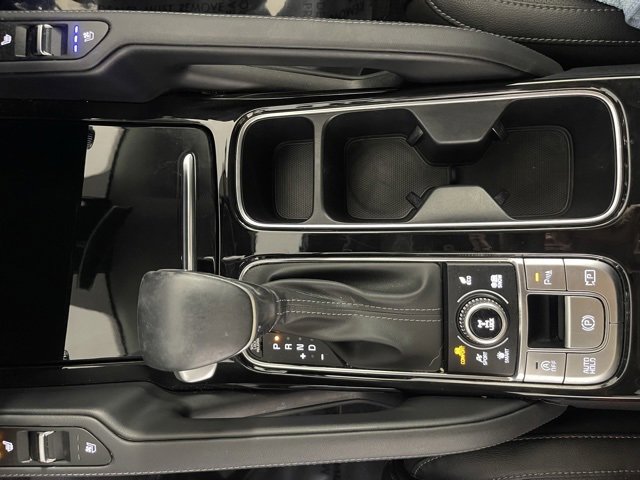 Used 2023 Kia Telluride SX image 19