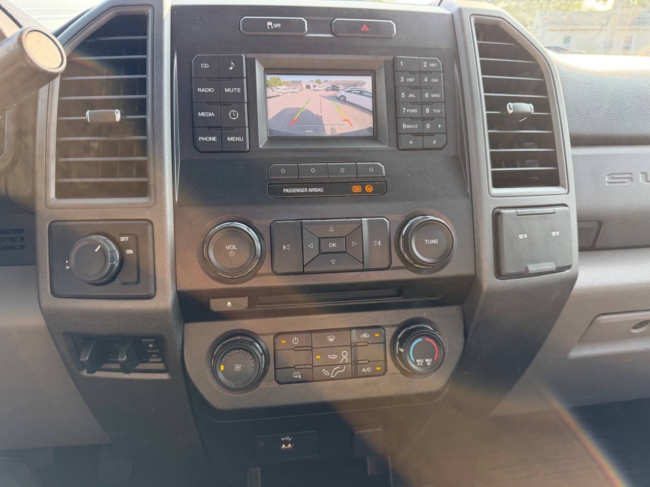 Used 2017 Ford F250 XL w/ Power Equipment Group AWD/4WD image 11